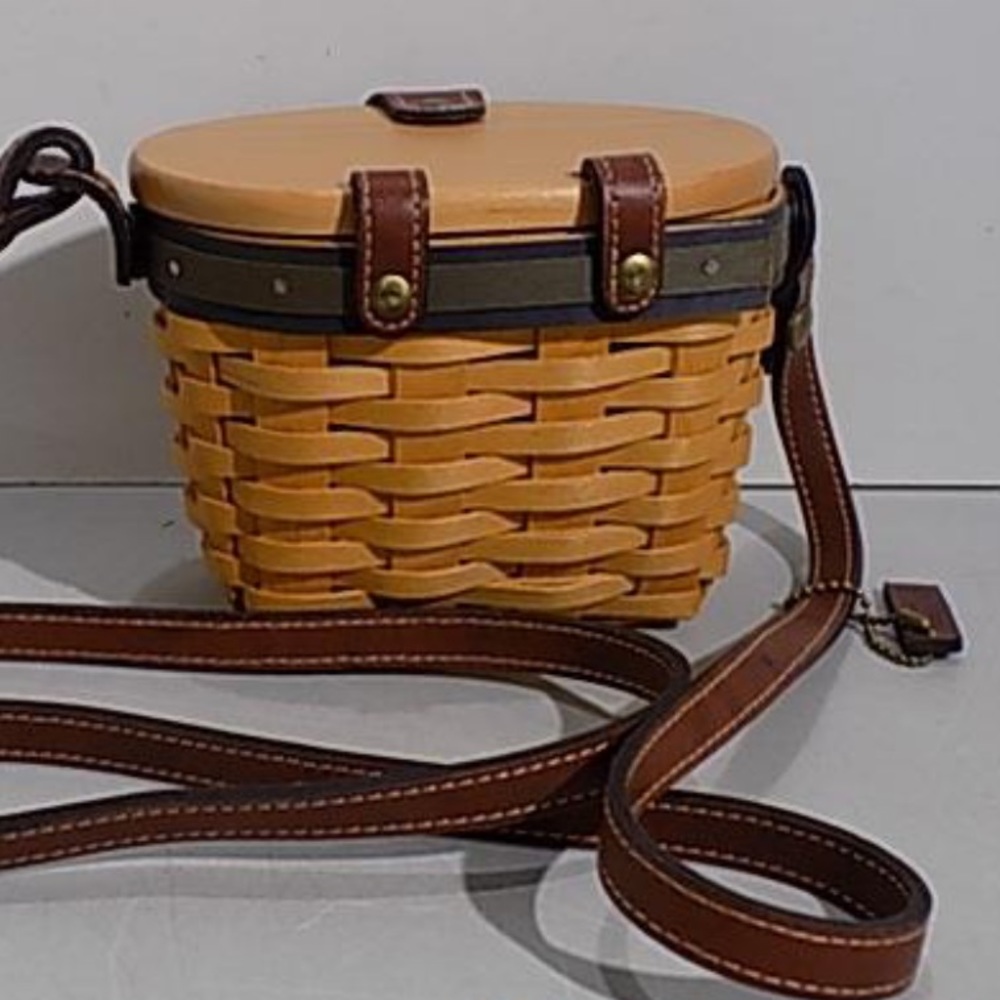 Longaberger 2000 small saddlebrook handwoven basket with liner - Picture 6 of 6